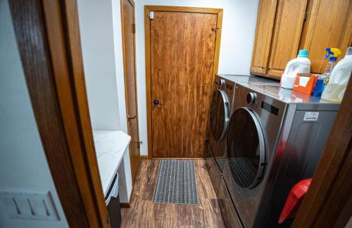 Whispering Woods Estate - Relax, Recharge, Connect - 12 wooded acres, 3 Bedrooms, 3 Baths, sleeps 10 - Foto 40