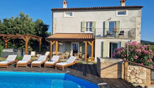 Stone House Rosuja - Foto 1, sunbed