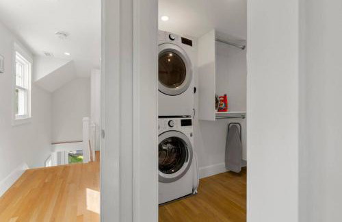 Dog Friendly 2BR Home Walk to Beach+Bearskin Neck - Foto 27