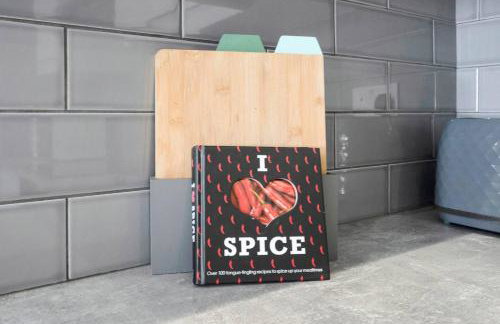 Spacious & Stylish - Free Parking - Fast Wifi - Foto 23