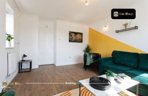 Quick Deals l 5 Bedroom l Sleeps 10 l Parking l Ideal for Groups l Oak Stays Short Lets & Serviced Accommodations - Foto 32