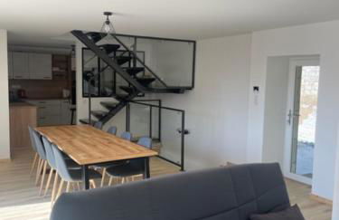 Gite authentique au coeur de Blavozy avec piscine privée, jacuzzi et terrain de pétanque - Foto 15