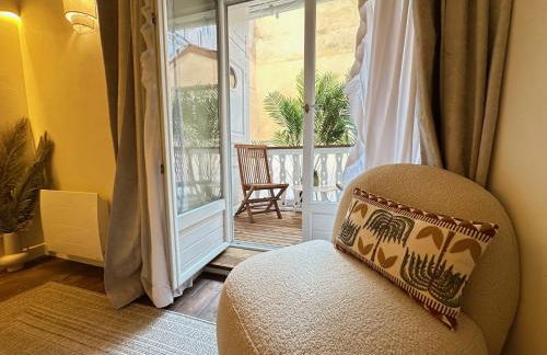 LES MALDIVES, T2, Balcon, Hyper centre Place aux Herbes - Foto 6