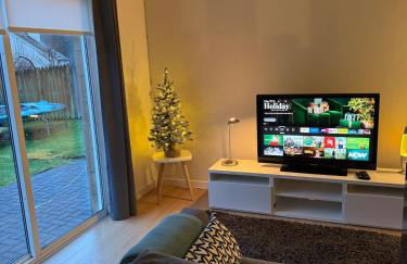 Spacious & Modern Garden Apartment - Foto 21