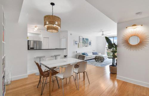 Palm Penthouse - Bright Designer Penthouse in the Heart of CityPlace - Foto 6