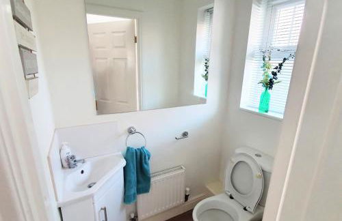 Beverley Central Townhouse Free Parking Sleeps 8 - Photo 9