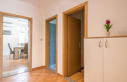 Two-Bedroom Apartment In Zagvozd - Foto 14