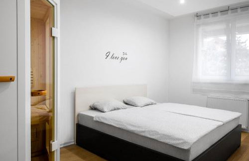 Sauna - Flexible SelfCheckIns 6 - Zagreb - Garage - Electric vehicle ccharger - Loggia - New - Luxury - Apartments Repinc 6 - Foto 7