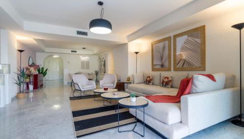 MARBELLA BANUS SUITES - Playas del Duque Luxury - Photo 5