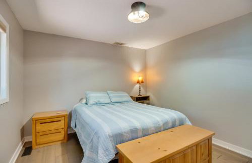 Lakefront Sunburg Vacation Rental with Boat Dock! - Foto 13