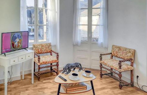 2 Bedroom Awesome Apartment In Antrain - Photo 3