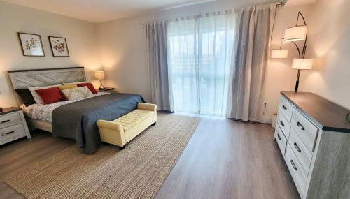 NEW Modern Condo FREE Parking & High Speed Wifi - Foto 3