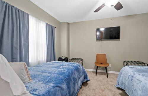 Renovated Home Perfect for Family - Foto 16