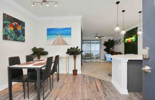 Tropical Paradise- 2Bedroom/2Bath/NRG/MedCenter/Galleria - Foto 54