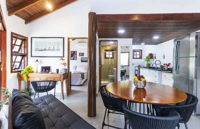 Casa Charmosa com Piscina - Barra do Una - Foto 14