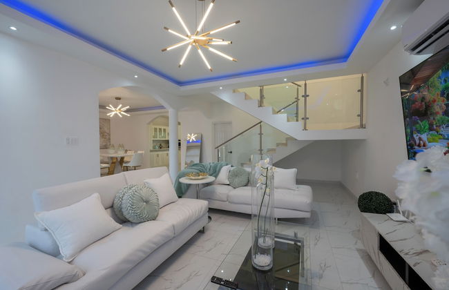 Tuscany Sun Villa at Legacy Townhouse - Photo 14