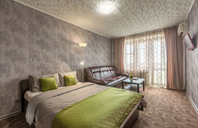 AG Apartment on Mashinostroenya 9, 199 - Photo 1