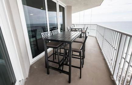Total Remodel - 3BR-3BA Corner Beachfront - Winter Snowbirds Welcome! - Foto 3