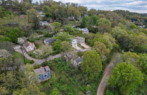 Mountain View Ridge Retreat, King, Queen, & Loft with 2 Twins - Foto 42