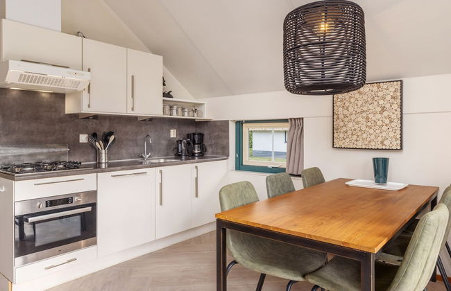 Bungalow in Veluwe Near Harderwijk - Photo 5