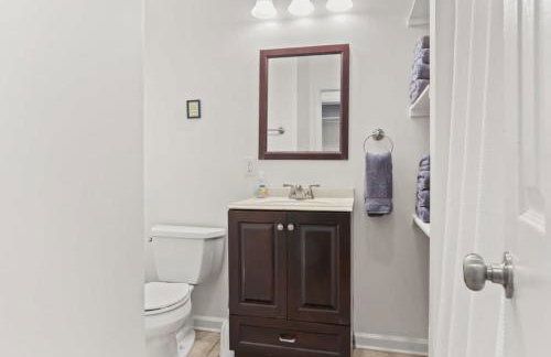 Pristine and comfy Mid-City 2BD 1BA - Foto 11