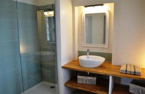 Grande maison en pierre de taille avec piscine, sauna et jacuzzi - Foto 32