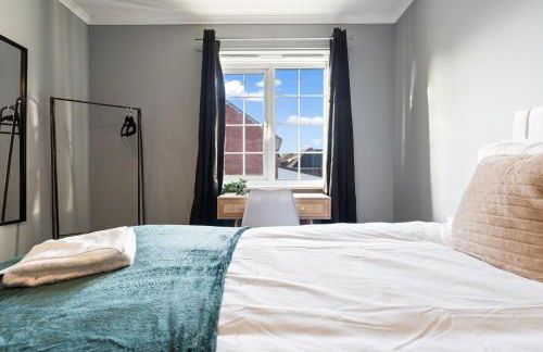 Applin House-5 Bed Contractor Stay Parking WIFI - Foto 13