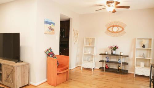 Charming 3bd Alexandria House, 11 miles to DC, Nice front view - Foto 5