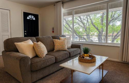 Modern Downtown 1BR Stay in Downtown Royal Oak - Foto 7