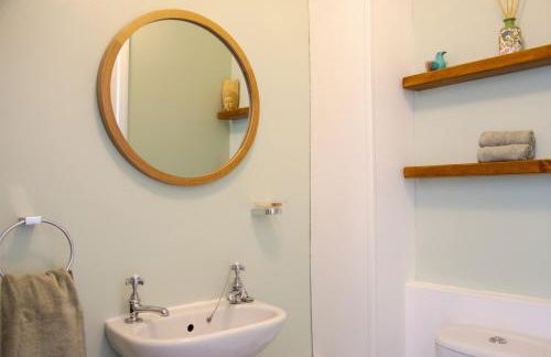 Little Thornsett - Photo 10