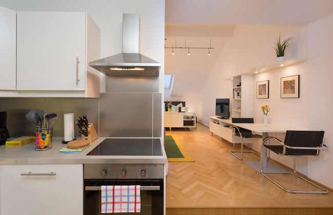 Jupiter Apartment Esslinggasse - Photo 6