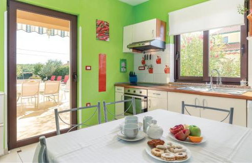 Four-Bedroom Holiday Home In Vodnjan - Foto 23