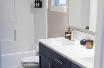 North End blue -Hot Tub - Fire Pit - Downtown -4BR - Photo 75