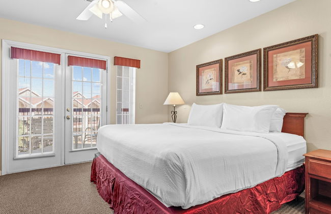 Grand Crowne Resort - Photo 36