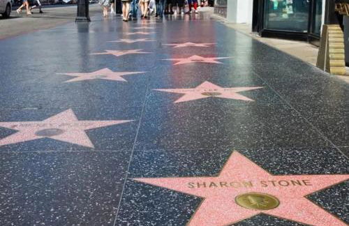 Hollywood Luxury Retreat I Pool Views I Jacuzzi I Fitness Center I Free Parking! - Foto 14