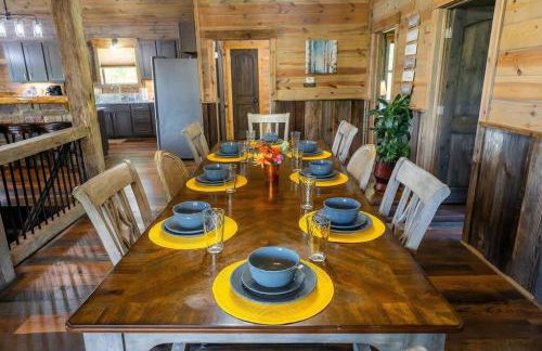 Serenity Ridge- Scenic Luxury Log Estate Getaway - Foto 21