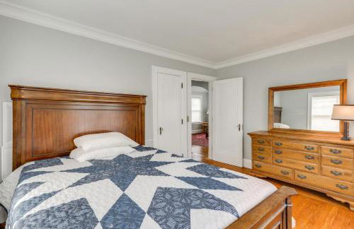 5 Mi to Beaches Historic Apartment in Westerly! - Foto 18