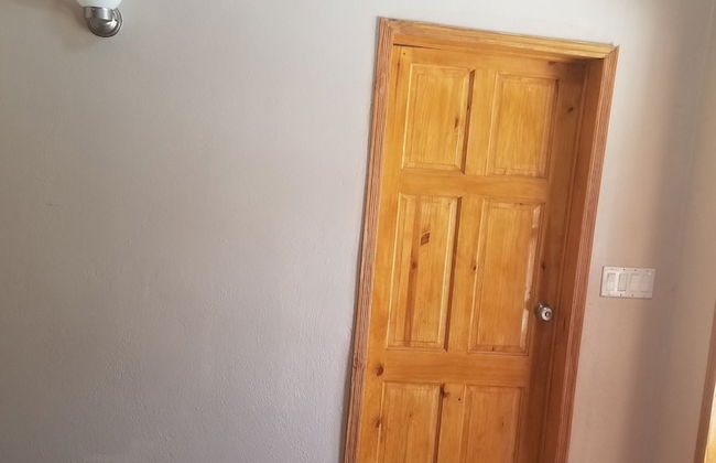 Vince's house - Photo 3