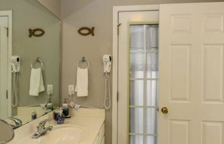 House # 08 Dock of the Bay (no pets) private pier - Photo 11