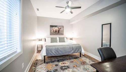 Luxury w/SoakTub* King with 3BR - Foto 3