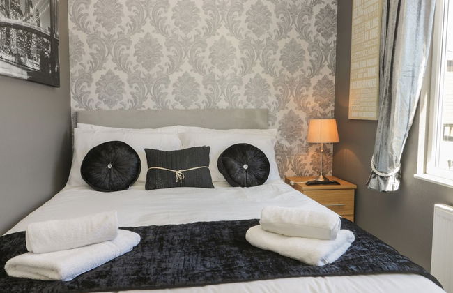 Jonstone Pines Lodge at Cayton Bay Holiday Park - Foto 2