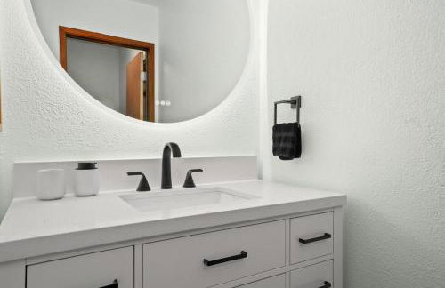 NEW Moana Retreat Studio AC, Hot Tub & Kitchenette - Foto 11