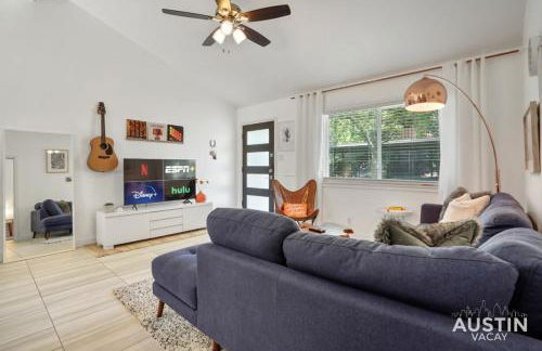 Stylish Austin Retreat w Luxurious King Bed and WD - Foto 9