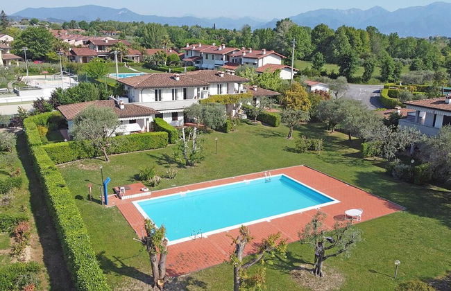 Lina s Apartment in Moniga del Garda - Foto 9