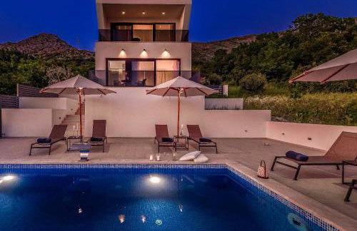 Exclusive Villa Belenum with breakfast,gym,sauna - Foto 1