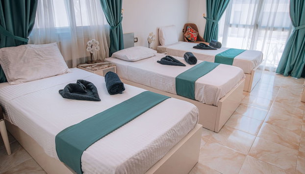 Garden Apartment up to 3 Persons - Feel Home Away From Home - Foto 3, Quarto