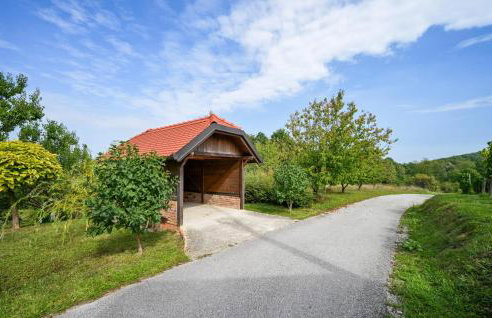 3 Bedroom Beautiful Home In Novi Marof - Foto 16