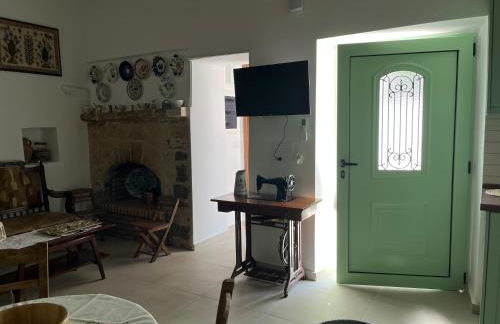 The Priest's Traditional House Kalithies - Foto 6