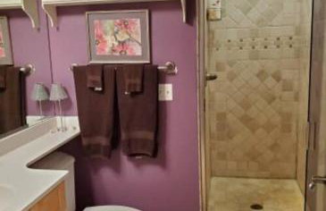 Woodshores Retreat - cozy retreat, hot tub, Lk MI - Photo 29