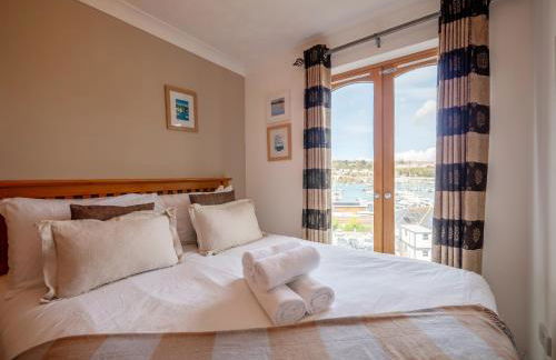 Coastal Escape with Balcony & River Dart Views - Foto 5